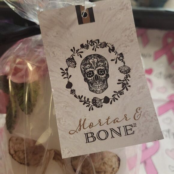 Sugar Skull Candle by Mortar & Bone - Picture 8 of 9